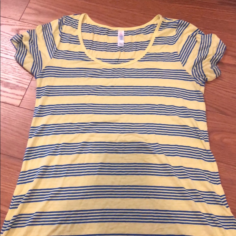 LulaRoe Classic T